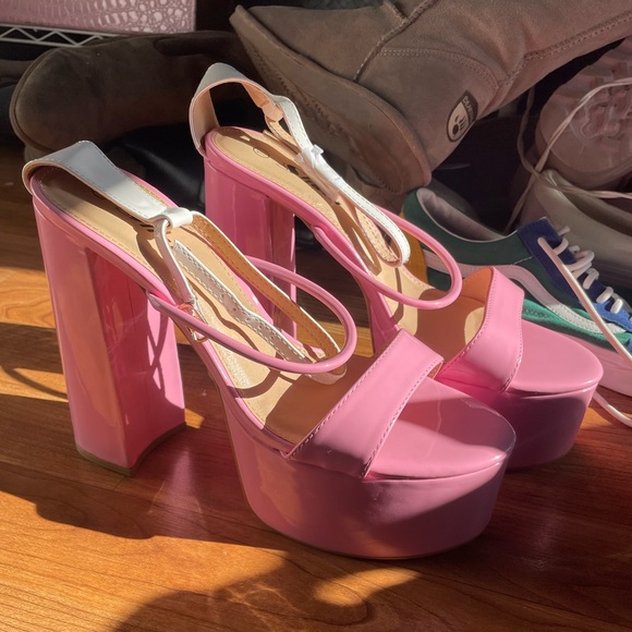 Barbie pink heels - Picture 4 of 11